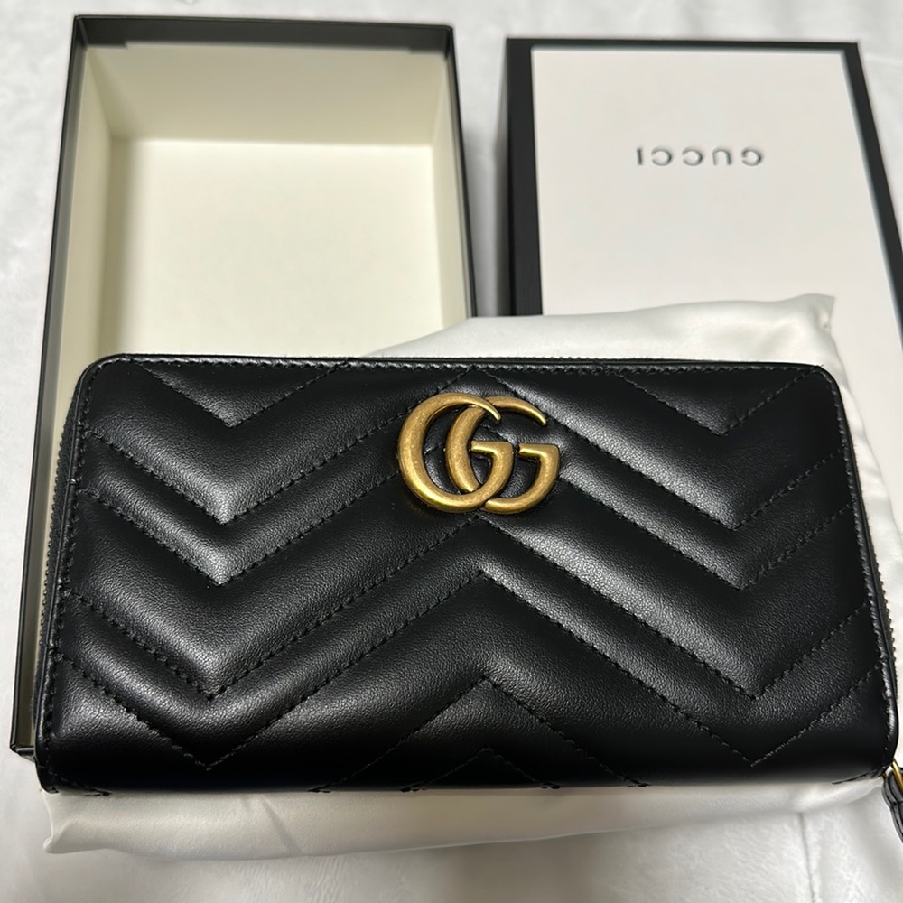 💯AUTHENTIC Elegant brand new GUCCI black wallet